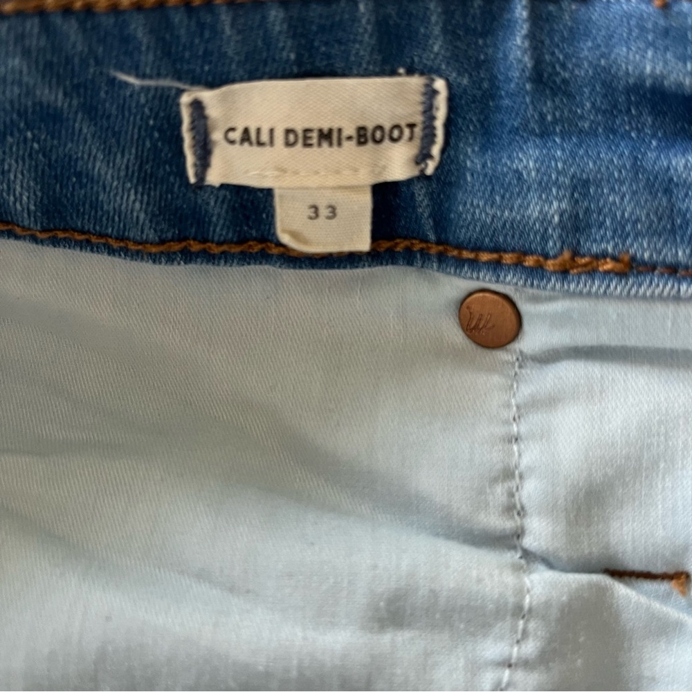 Madewell Cali-Demi Boot Cut Denim - Picture 5 of 6